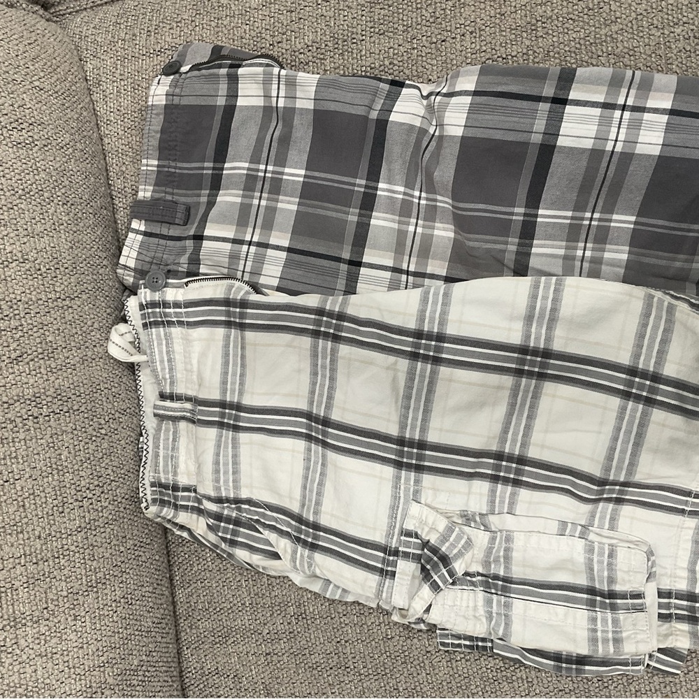 Aeropostale Gray and White Plaid Cargo Shorts